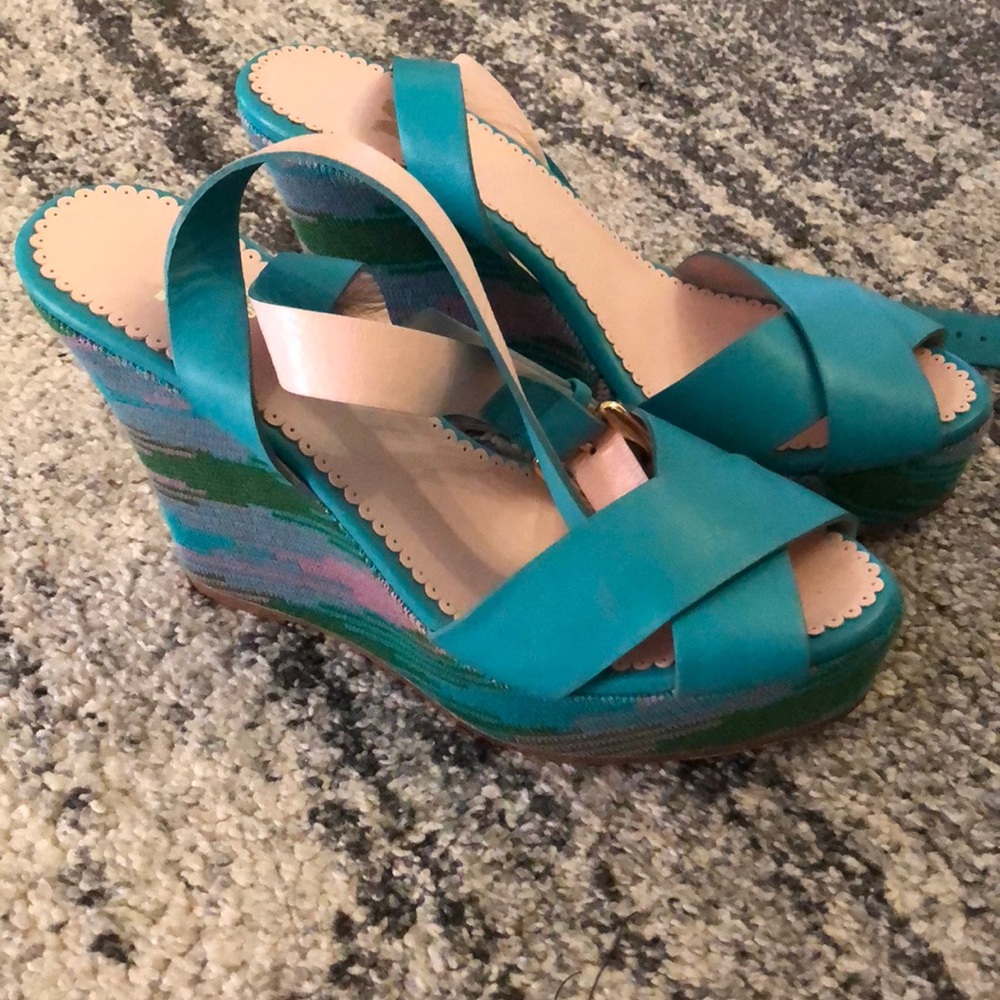 Mission Wedge leather